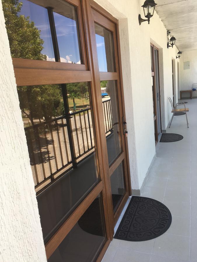 Sofell Hotel Pizunda Exterior photo